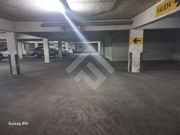 Bodega en Venta en Av. Irarrazabal / Los Tres Antonios