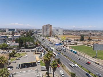 Departamento en Venta en Av. Américo Vespucio/El Descanso