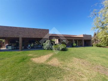 Casa en Venta en AC Las brisas de Chicureo