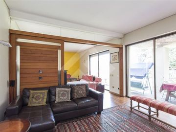 Casa en Venta en San Carlos de Apoquindo