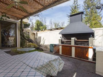 Casa en Venta en San Carlos de Apoquindo