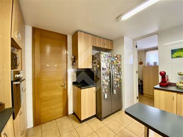 Casa en Venta en VALENZUELA PUELMA NICANOR PLAZA