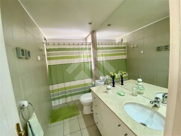 Casa en Venta en VALENZUELA PUELMA NICANOR PLAZA