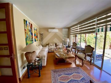 Casa en Venta en VALENZUELA PUELMA NICANOR PLAZA