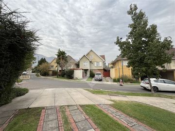 Casa en Venta en Consistorial / Los Presidentes