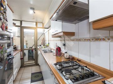 Departamento en Venta en Santa Marta de Huechuraba con el Sauce Sur