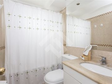 Departamento en Venta en Santa Marta de Huechuraba con el Sauce Sur