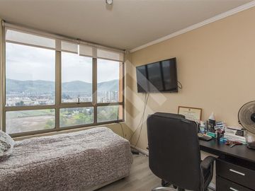 Departamento en Venta en Santa Marta de Huechuraba con el Sauce Sur