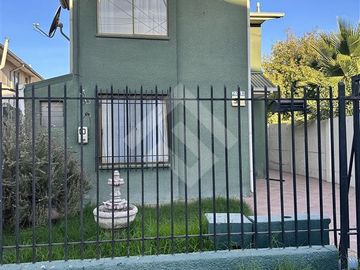 Casa en Venta en 4 poniente con Del Ferrocarril