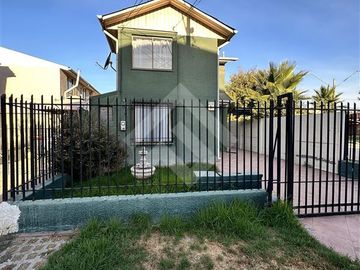 Casa en Venta en 4 poniente con Del Ferrocarril