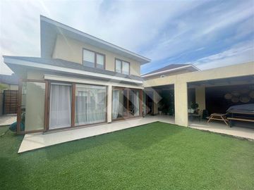 Casa en Venta en BARRIO ALTOS DEL PARQUE - QUILIN