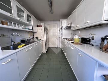 Departamento en Venta en PLL Luis Carrera, Las Hualtatas, Parque Arauco