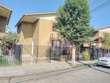 Casa en Venta en Calle Las Cruces/Camino a Melipilla