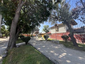 Casa en Venta en Av. Los Pajaritos/Los Ducados
