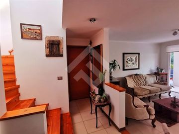 Casa en Venta en Lomas de Papudo