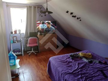 Casa en Venta en Rojas Magallanes / Jardin Alto