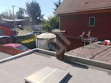 Casa en Venta en Rojas Magallanes / Jardin Alto