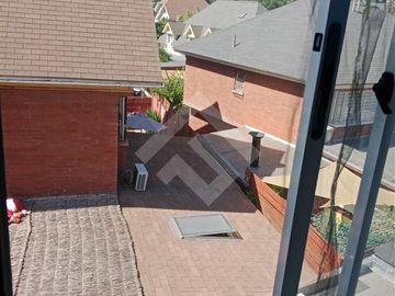 Casa en Venta en Rojas Magallanes / Jardin Alto