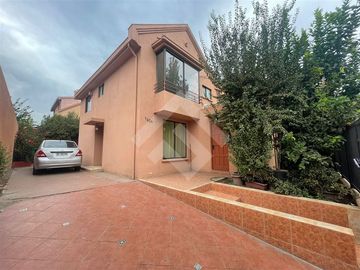 Casa en Venta en El Descanso / Tierra Fertil