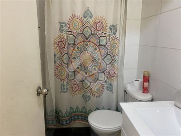 Departamento en Venta en Federico Errazuriz /La Hondonada