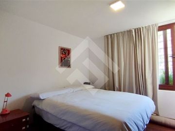 Departamento en Venta en Suecia, a pasos del metro Los Leones