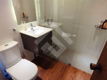 Departamento en Venta en Suecia, a pasos del metro Los Leones