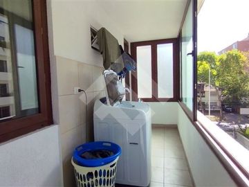 Departamento en Venta en Suecia, a pasos del metro Los Leones