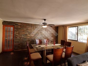 Casa en Venta en av. rodrigo de araya