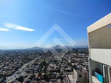 Departamento en Venta en Calle Santa Petronila a pocos metros del metro Las Rejas