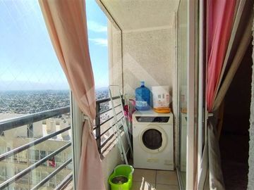 Departamento en Venta en Calle Santa Petronila a pocos metros del metro Las Rejas