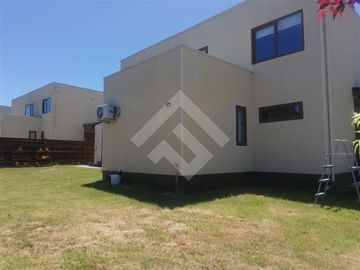 Casa en Venta en Lomas de Reloncavi