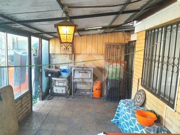 Casa en Venta en Alfonso X 5214