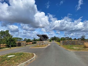 Parcela en Venta en Condominio El Alba