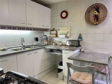 Departamento en Venta en Carmen Sylva / El Bosque