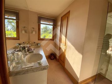Casa en Venta en Julia Bernstein