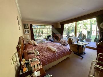Casa en Venta en Julia Bernstein