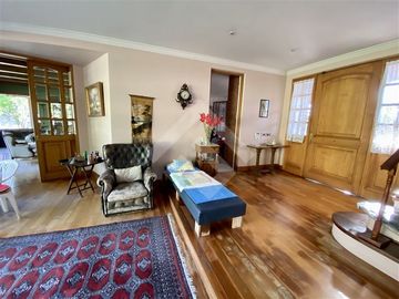 Casa en Venta en Julia Bernstein
