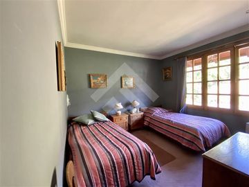 Casa en Venta en Julia Bernstein