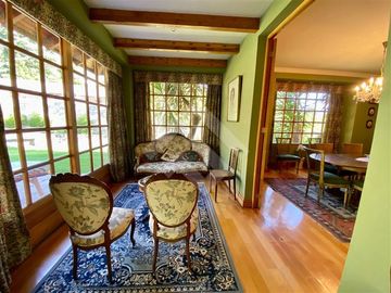 Casa en Venta en Julia Bernstein