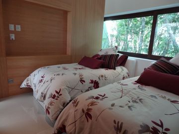 Departamento en Venta  en la Riviera Maya, Planta Baja con Alberca Privada..