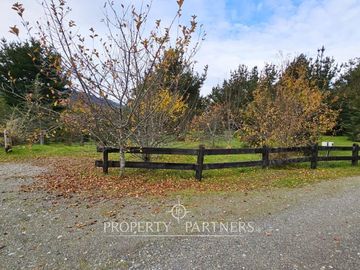 Parcela en exclusivo Condominio Panguipulli,  Ribera  Río San Pedro y Lago Riñihue