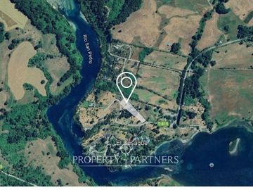 Parcela en exclusivo Condominio Panguipulli,  Ribera  Río San Pedro y Lago Riñihue