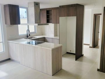VENTA SUITE CON ESTUDIO 60.30 m² a estrenar, Quito Tenis. AnLy_aqt.