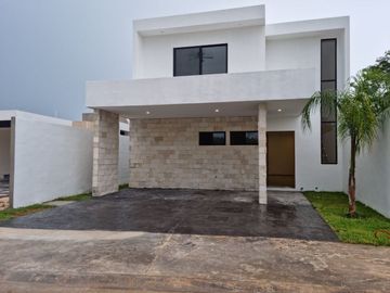 Casa(44) en Venta en Privada Zendera en Conkal