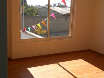 Casa en Venta, San Felipe Tlamimilolpan, Toluca, Edo. México