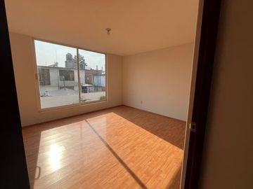 Casa en Venta, San Felipe Tlamimilolpan, Toluca, Edo. México