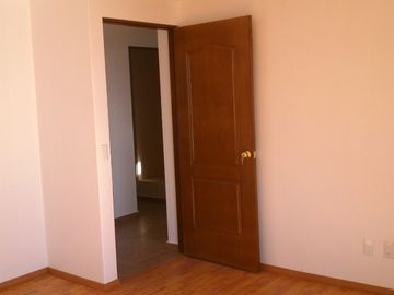Casa en Venta, San Felipe Tlamimilolpan, Toluca, Edo. México