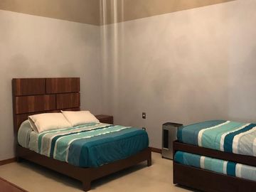 CASA EN VENTA  EN LA CAMPIÑA  DEL BOSQUE LEON GUANAJUATO