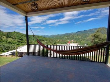 Quinta con Piscina privada en Venta en La Mesa/Ganga