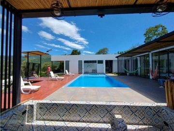 Quinta con Piscina privada en Venta en La Mesa/Ganga
